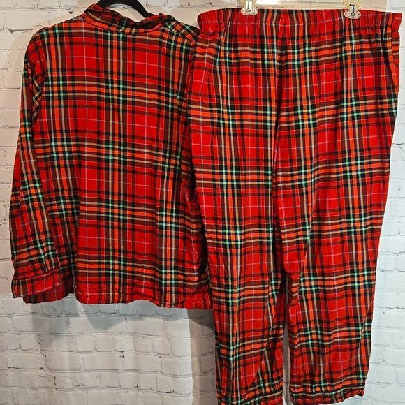 Wondershop Plus Size 1x Plaid Pajama Set - Picture 6 of 8
